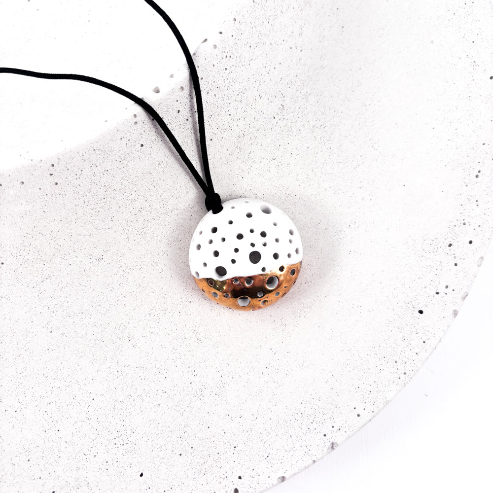 Ceramic necklace