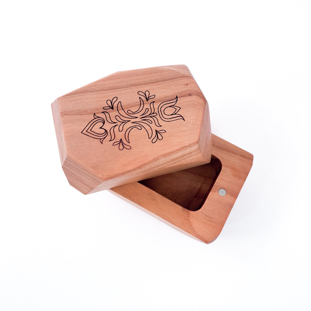 Wooden Box – Diszeli x Magma