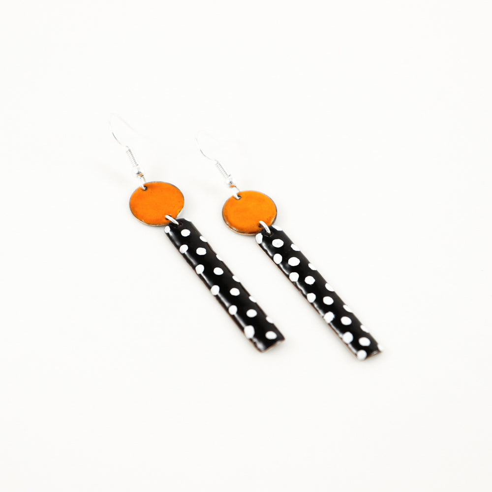'Polka dot-striped' enamel earring