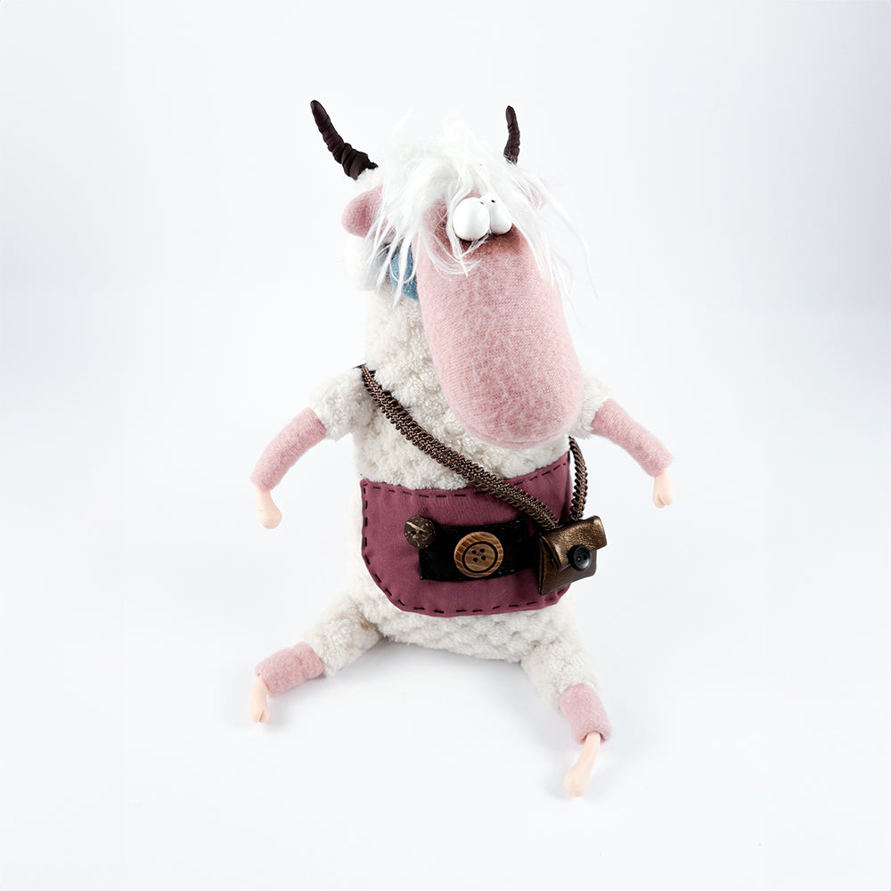 Bibix - extra large - "racka" sheep stuffed toy