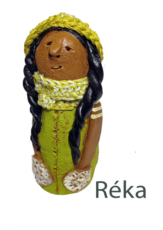 Fireclay figure - Réka
