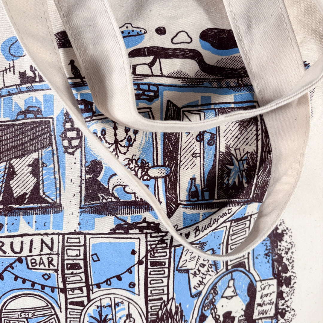 Dorka Halász x Magma - Giant canvas bag - Ruin pub - off-white