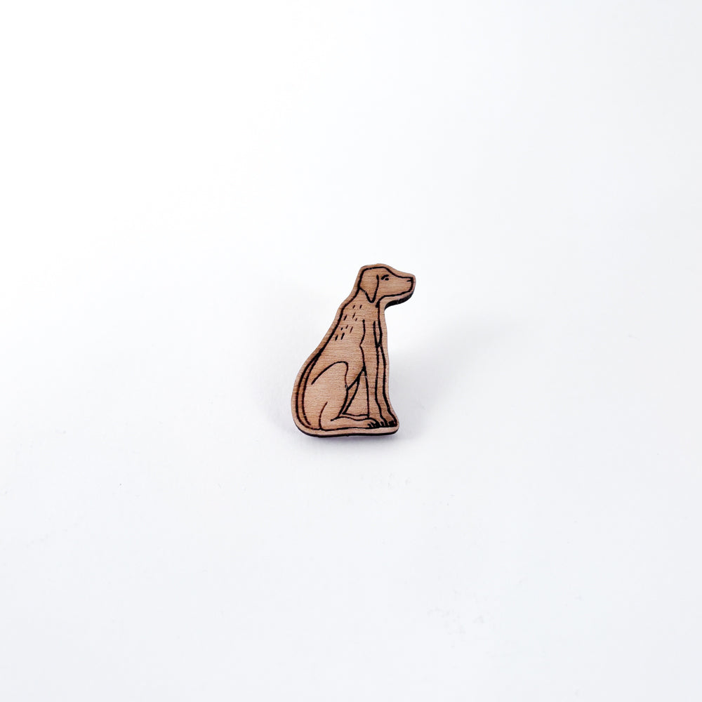 Magma x Júlia Csapó - Vizsla wooden pin