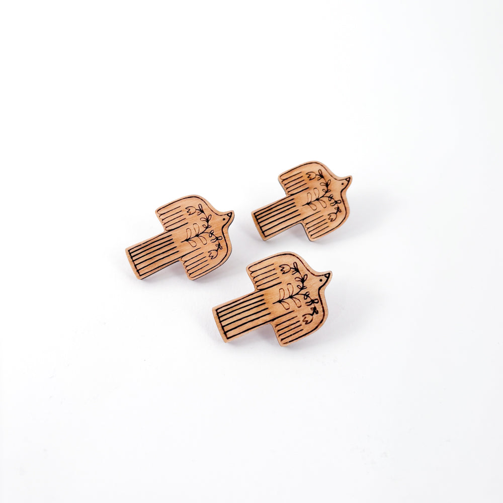 Magma x Júlia Csapó - Madár wooden pin