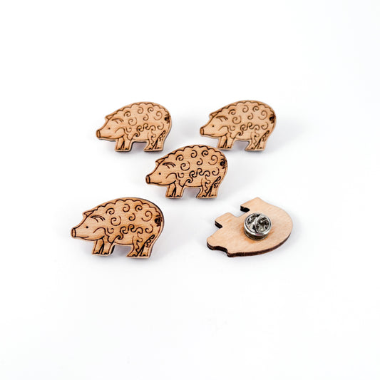 Magma x Júlia Csapó - Malac wooden pin